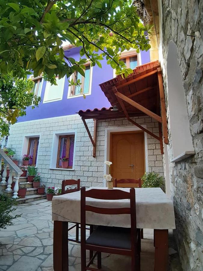 Guesthouse Hlias Gloria Berat Zewnętrze zdjęcie