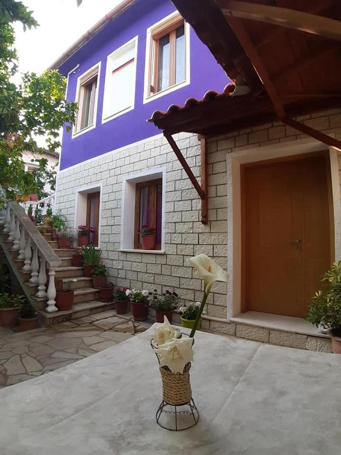 Guesthouse Hlias Gloria Berat Zewnętrze zdjęcie